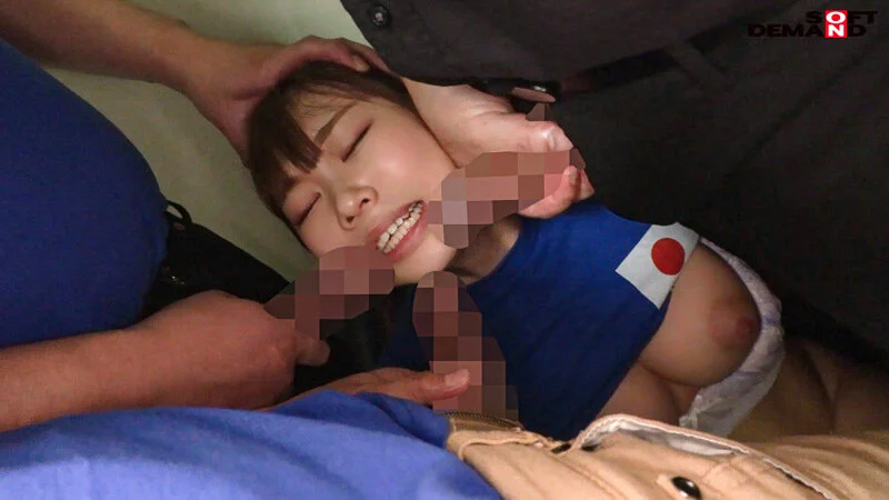 SDAM-101 代表戦の日はスポーツバーで盛り上がってるサポーター女子にノリと勢いとお酒のチカラに任せて生挿入!ドサクサにまぎれて合計3名に大量中出ししちゃいました。。。11