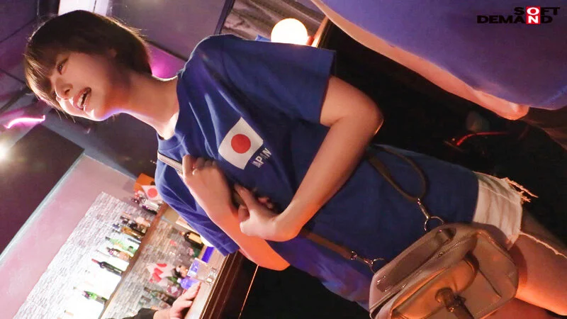 SDAM-101 代表戦の日はスポーツバーで盛り上がってるサポーター女子にノリと勢いとお酒のチカラに任せて生挿入!ドサクサにまぎれて合計3名に大量中出ししちゃいました。。。2