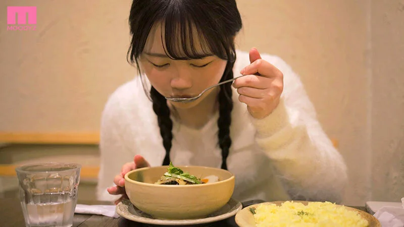 MIFD-540 全国各地の可愛い素人を地元で撮影＆販売する 産地直送AVドキュメント ＃いつもニコニコ ＃幼い顔立ち ＃色白美肌 ＃おおらかな性格 前から夢だったAV男優さんとのエッチで人生で一番イッて潮も沢山吹いちゃった どさんこ可愛い女子大生AVデビュー 小日向める2