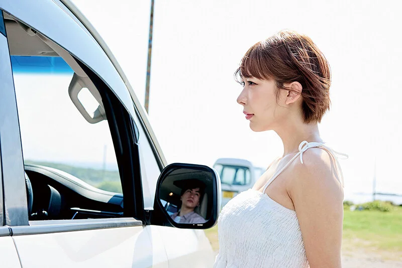 MKMP-706 南国リゾートバイトに参加した僕は住み込み先で出逢ったデカ尻ギャルと人目を盗んでは生でハメまくった 弥生みづき20