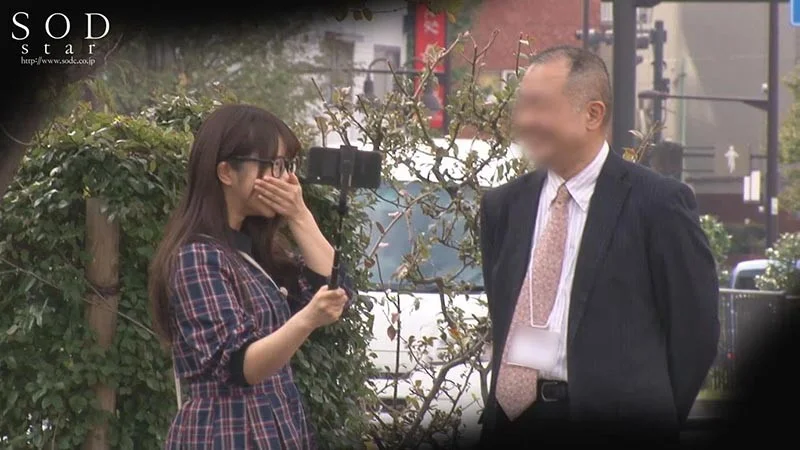 STARS-201 え!こんな所に戸田真琴!?都内各所に自撮りで出没 バレたら自分でSEX交渉!3人とSEXするまで帰れませんっ!! 戸田真琴15