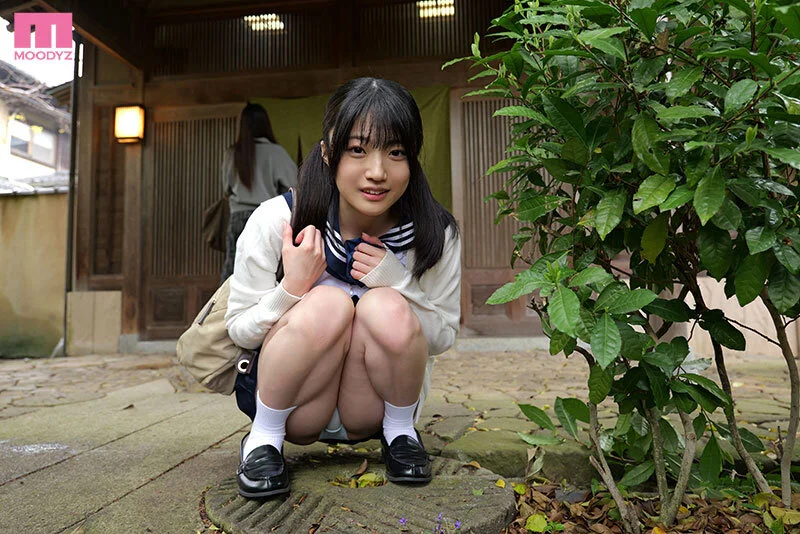 MIDA-422 「手でさするのは浮気にならないよ？」 三連泊した宿場で彼女の妹の小悪魔手コキに擦り堕ち20発射精して寝取られたボク 輝星きら11