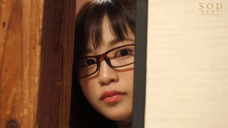 STARS-771 数年ぶりに帰省すると、アラサーの姉は未だに自称家事手伝い(ニート)の喪女だった。 隠れ巨乳の姉(26) 天宮花南13