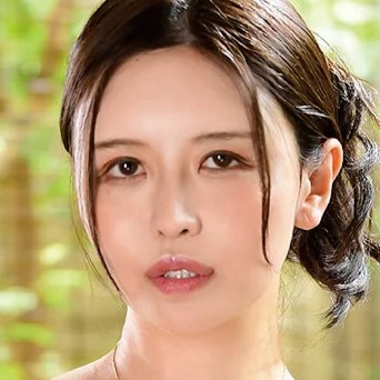若林ゆりな