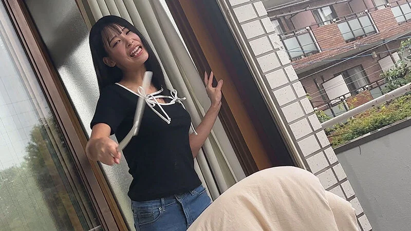 STSK-217 隣人ガチャ爆死 騒音出し続けるヒステリック布団たたきおばさん デカチン制裁9