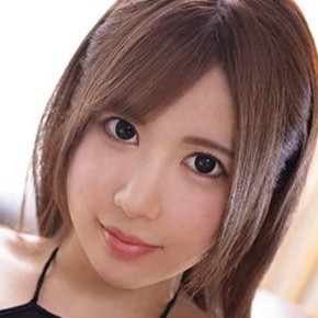 若月みいな