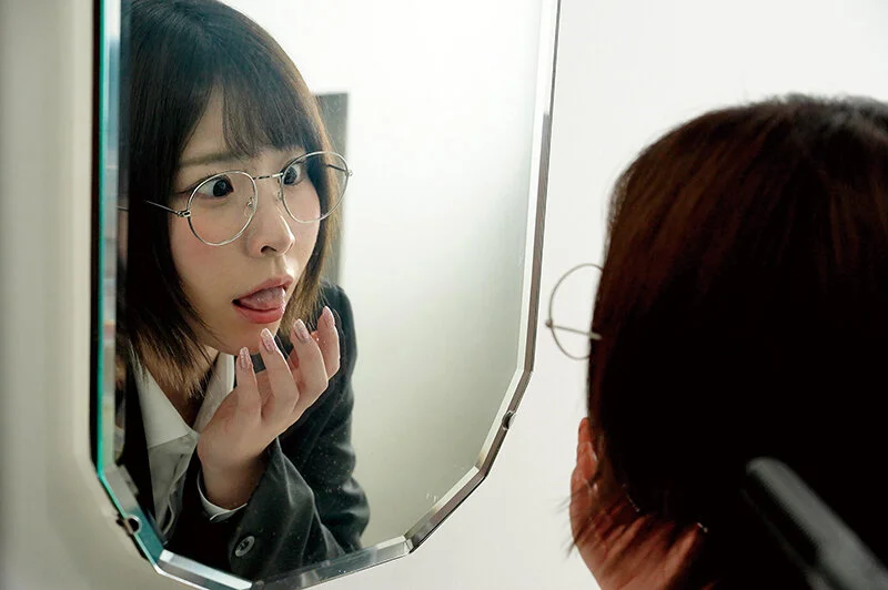 MKMP-712 「先生、アヘ顔が治りません…」すけべスイッチが入るとアヘ顔になってしまうむっつり地味OLに脳もマ○コもバグらせる絶頂ショック療法 沙月恵奈5