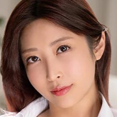 水川スミレ