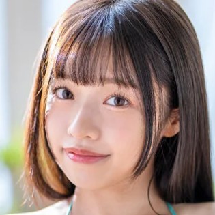 葵ななせ
