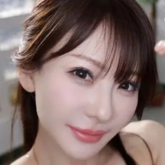 小沢菜穂